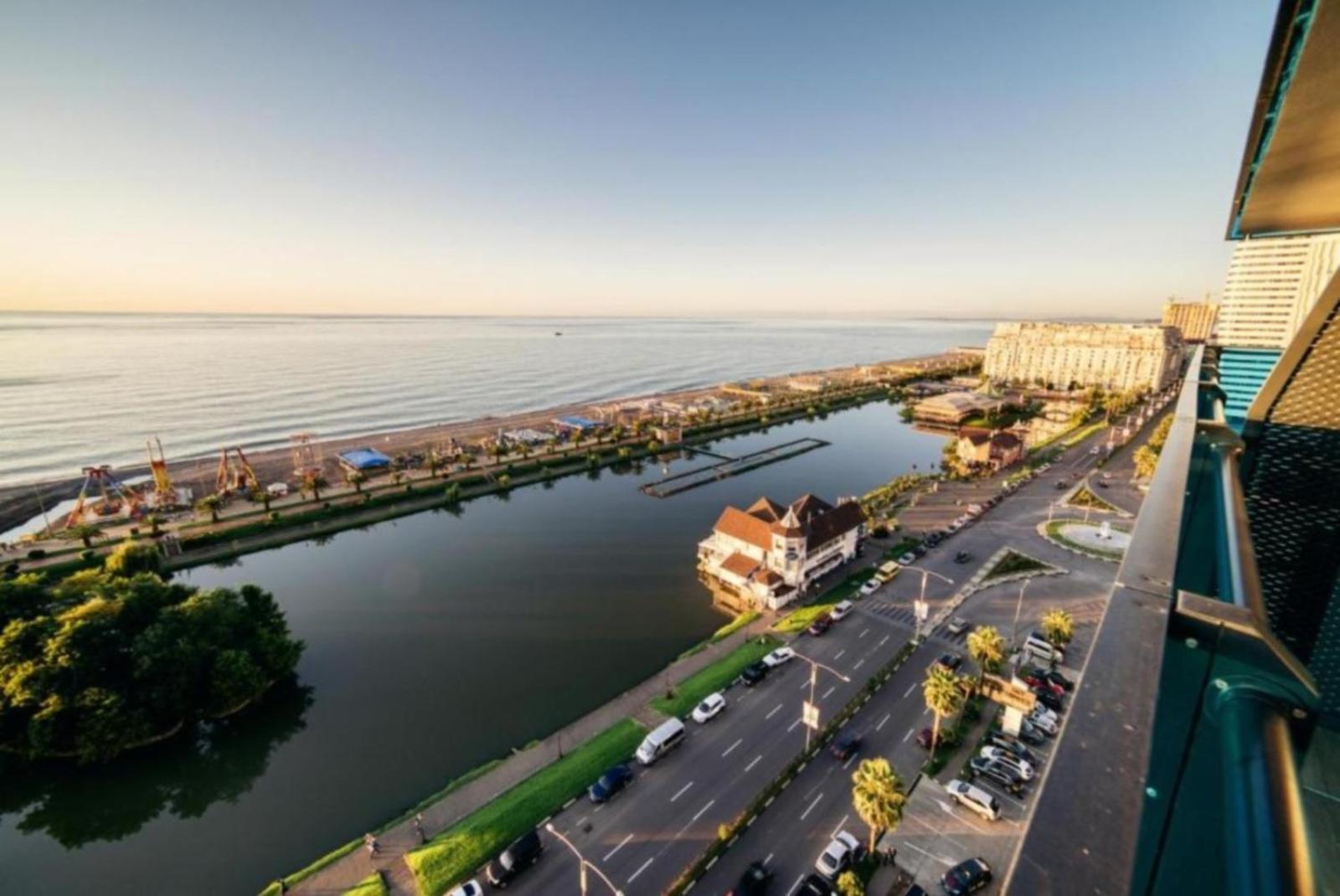 Orbi City Panoramic View Batumi Bagian luar foto