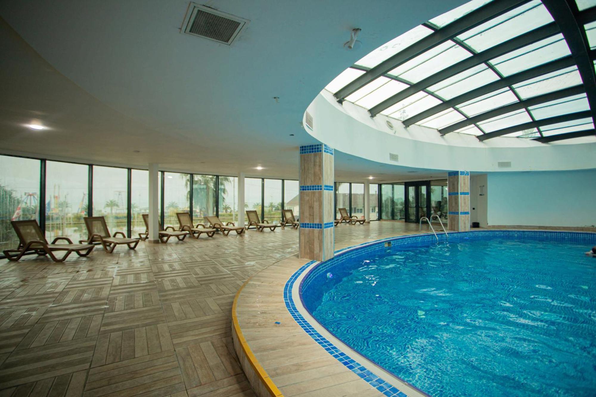 Orbi City Panoramic View Batumi Bagian luar foto
